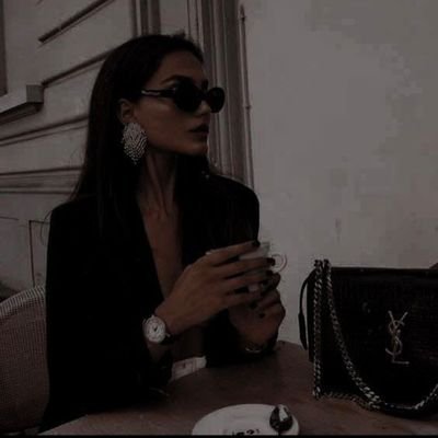 svgszce's profile picture. 🧭