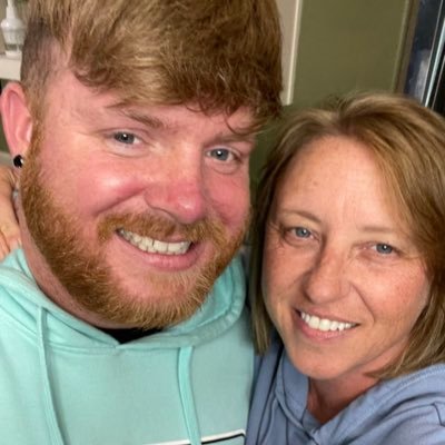 rlindsey_77's profile picture. it’s okay, to not be okay