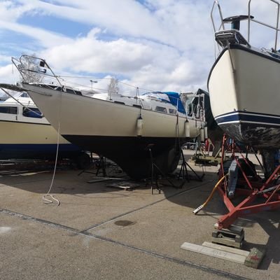 CarlLandell's profile picture. Inget är omöjligt ge mig en fast punkt så få ni se. Humor men står upp för det som är rätt. Ättling till Erik Haraldsen dvs
Erik Blodyxa.