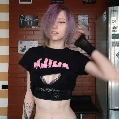 Level 21 ♡ Bisexual ♡ Skinny alt girl ♡ Lewd cosplays and explicit videos 💖 Posting hot content every day! https://t.co/hoH1HwEBO4