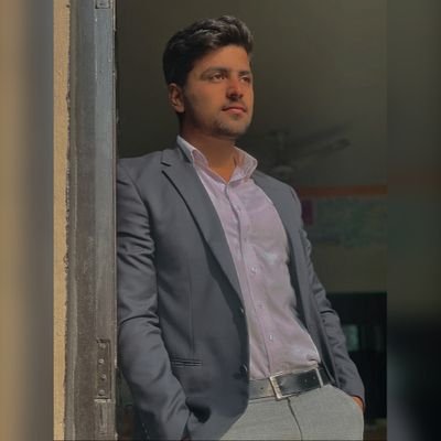 DirajBaqir's profile picture. BS English Student