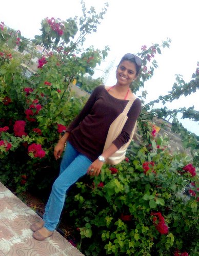 shubhra_jan's profile picture. 