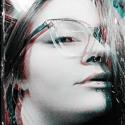 Brat Submissive, Curvy Goddess,Budding FinDom. Want to know more ask. 18+ ONLY😈💦