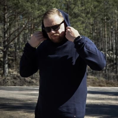 Wild Habits real name Robin Andersson is a rising DJ/Producer from Nyköping, Sweden.