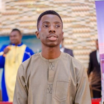 Law Graduate|| Agribusiness Man || Photographer || Arsenal Fanš