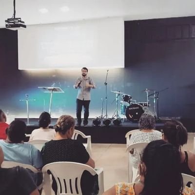 Entrega teu caminho ao Senhor, confia Nele e tudo Ele fará. Salmos 37:5