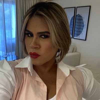 DraAlbyAlmanzar's profile picture. Soy Medico