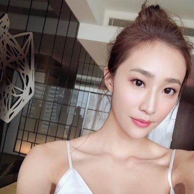 Lindaiij's profile picture. Life is an adventure, let it all come head on!