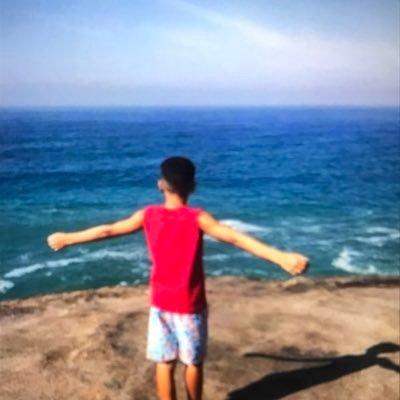 13y
RJ/🇧🇷/♓️
“Enquanto Deus for meu chão,não há quem me derrube”✨