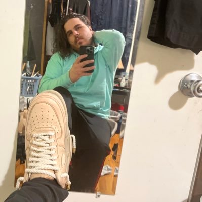 29 male daddy/hard dom. horny 24/7.MINORS Will BE IMMEDIATELY BLOCKED. dms open. no tw. let’s have fun