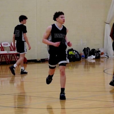 Homeschooled ‘22 | PG/SG | 6’2” 180 lbs | 3.7 GPA