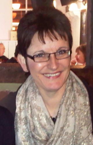 LizBates3's profile picture. 