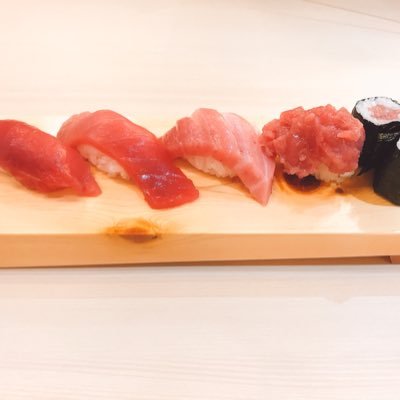 jimin_zuzu's profile picture. 