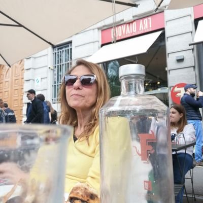 Dodi10687789's profile picture. Docente. convinta no razzisti,misogini, violenti,sovranisti, 5 scemi,maleducati.Sì cinema,letteratura,arte.
Generalmente seguo chi mi https://t.co/nhNcsq5EQs DM