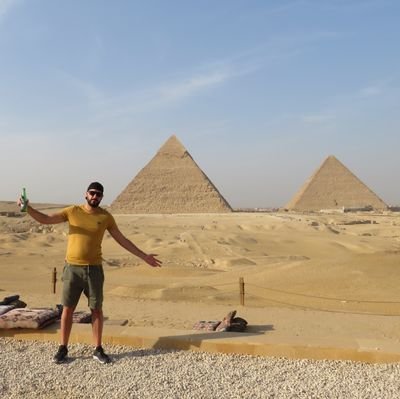 Folkbusterr's profile picture. ✇