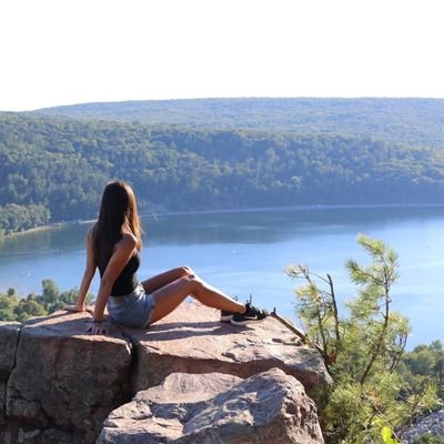 sjwloo's profile picture. 🌻