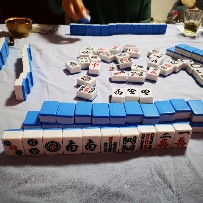 EShemarr's profile picture. 100%互fo    希望NFT能够出圈，互关必回！