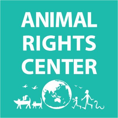 NPO法人アニマルライツセンター
動物が動物らしくいられる権利を。
最も犠牲の多い陸生動物のためにアニマルウェルフェアを進め、同時に量を大幅に減らす活動を行います。