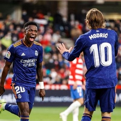 luchoo_RM's profile picture. HALA MADRID⚪⚪ Y NADA MAS
Modric🐐🐐
A por la 14
Militao es el mejor central del mundo