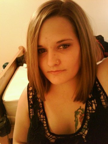 Santosxxsdq's profile picture. I like all sorts of things like: music, family, friends, movies, computer games, video games, nature, coloring, etc.