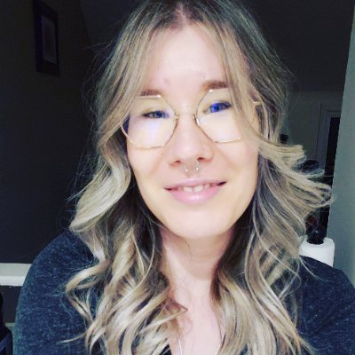 Spiritual Seeker exploring Contemplation, Wisdom Traditions, and Astrology. Web/creative/design professional. Always reading multiple books at once. 💜📚😂