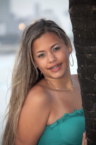 NaO soou Peerfeeita, neiim doona da veerdadee.
Maaiis, soouu doona dee miim, doona dass miinhas voontaadees. (LLL...¹