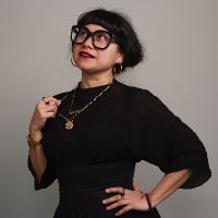 Teresa Cisneros(@ChicanaEnLondon) 's Twitter Profile Photo