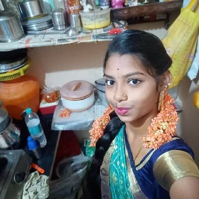 பொல்லொவ் back
