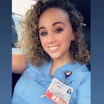 Supermom is my name, nursing is my game. 👩👧👦|👩🏼⚕️ IG: @ curls4dayz | 🌻