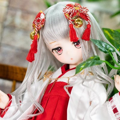 ドール画像率99%くらいのツイッター垢です。 無言フォロー失礼します。😀 2019年12月インスタグラムはじめました。