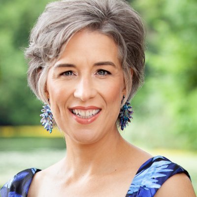 Singer, Actor, Educator. Exploring arts + social justice. https://t.co/bKKk22uMPl