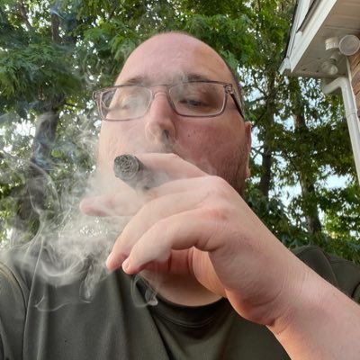 WhoKnowsMDW's profile picture. Trust God in all that you do!