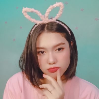 rcl_kimbal's profile picture. 나는 완벽하지 않지만 하나님을 사랑합니다. 나의 가장 큰 꿈은 한국에가는 것입니다.
연기와 일러스트 디자인을 공부하고 싶다 ❤️ kle