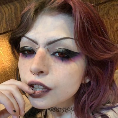 ✨18+✨nsfw content creator⚔️ nonbinary🌳420 friendly🌈queer as fuck🌈 cashapp: $babyraynbow💰DMs for business only💸 $30 unblock fee💋23y/o🌙 they/them ☀️