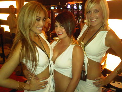 powderbar's profile picture. 