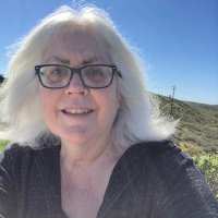 Liz Haigney Lynch (@editforclarity) 's Twitter Profile Photo