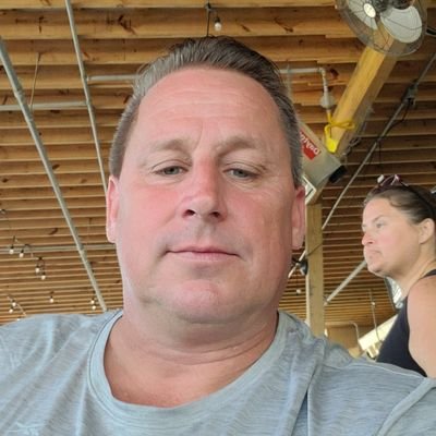 MatthewWilk37's profile picture. He is Risen!