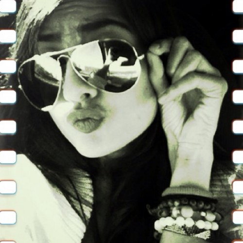 lolabita's profile picture. Vamos a darle la vuelta al mundo!! ɯnupo Trotamundeando los cinco continentes. Tumblr: lolabi Instagram: lolabita