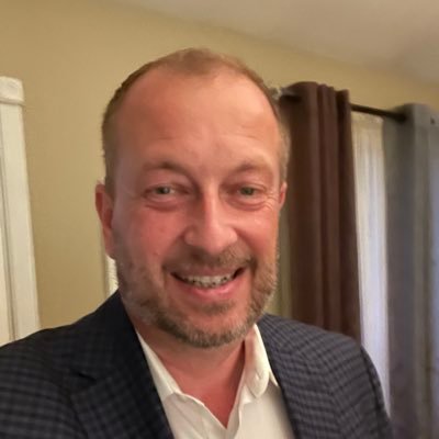 flying2871's profile picture. 