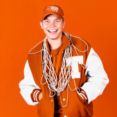 Senior Video Producer @TexasLonghorns. #HookEm 🤘 | Formerly: @OSUAthletics Creative and #okstate alum