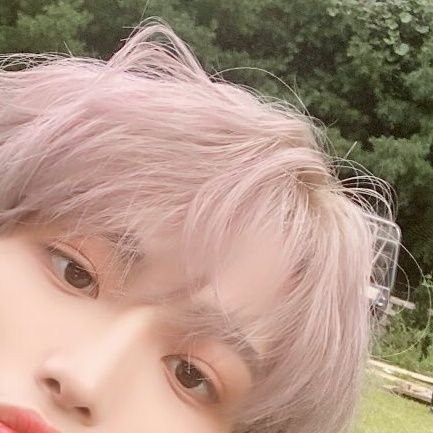 # けれど 今 傘を捨てて 目をつぶる )sugar ,spice & polyvinyl+chloride ʚ♡ɞ )tweNE+one years )non±black vietnamese )cis±man ,gay )ask about pronouns ;be ambitious !