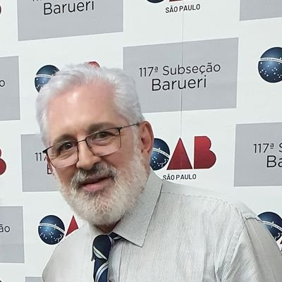 PedroGrassi's profile picture. Advogado, católico, antipetista, comentarista político e social, defensor das liberdades e justiça...SDV - BOLSONARO 22🙏🙏🙏🇧🇷🇨🇮