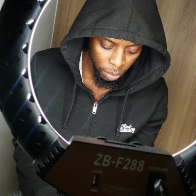 KReagile's profile picture. God-Grow-Glow-Goals