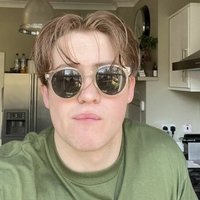 Jason🌊🖊 (@persea___) 's Twitter Profile