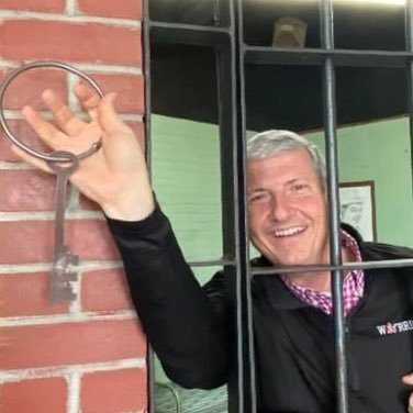 rogercrooksjr's profile picture. 