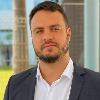 Em contínua e incessante descoberta.