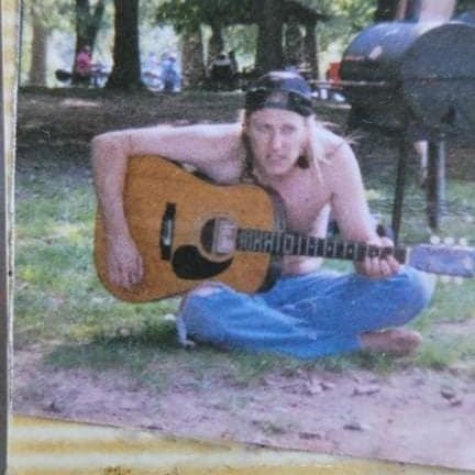 CarlDeanWebb's profile picture. Music.... Love not hate.
NO BIT COIN...............Or SPAMMERS all the same to me