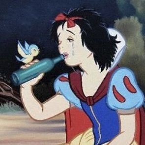 Chandrunk's profile picture. Nggak gigit kok, kecuali kamu yang mulai duluan.