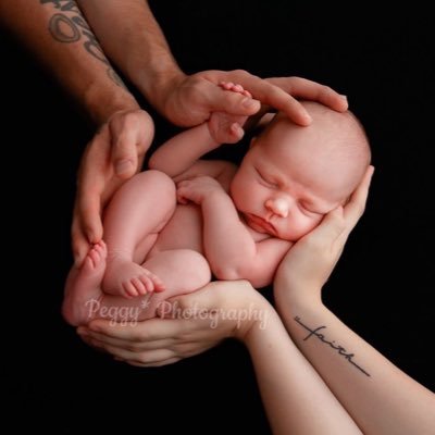 Professional Newborn Photography by Peggy. Tel: 9054319856 https://t.co/rx32ri42C4   #Newbornphotography #FamilyPhoto