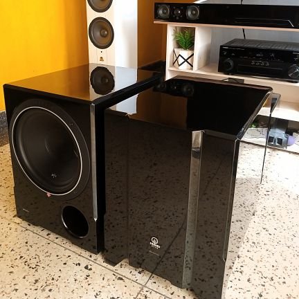 sammsaudio's profile picture. Professional design for audio products.